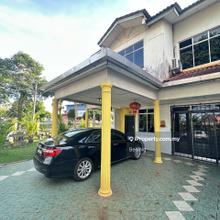 Cheng ,freehold 2 storey end lot 4r3b partly furnished unit for sale