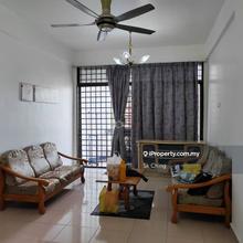 Walking Distance to Usm South Gate, Lotus, Shops 