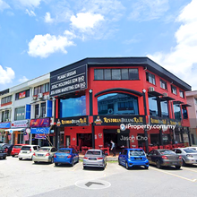 Exclusive 3 Storey Corner shop at Shah Alam for Sale