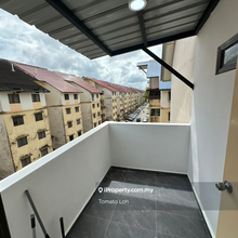 Plentong Renovated Low Cost Flat