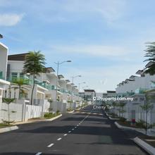 Freehold 2 strorey Bungalow Taman Saujana Heights Bukit Katil