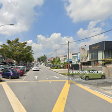2.5 Storey Luxury Commercial Terrace house