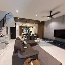 Sunway Spk 2.5 Sty House , Fully Renovated 