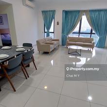 Excellent condition full furnish, cover walk way to LRT, next to Giant