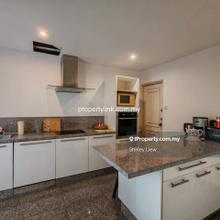 High Ground, Big Breezy Balconies KLCC View, Nice Kitchen