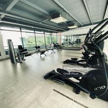 Infiniti 3 1085sf condo near lrt schools and mall for home buyer