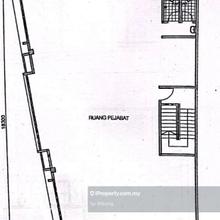 Second floor, 3 units shop lot, big and spacious office