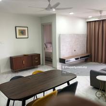 Walking distance to Waterfront, Plaza Arkadia & International School