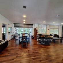 Fully renovated and moving condition 