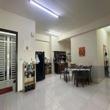Worth Buy Unit Straits Garden Residence 1095sf Town View