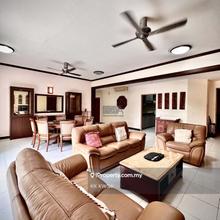 Low-floor garden view condo at the renowned Sri Pangkor Condominium. 