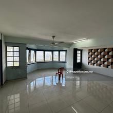 Good Condition Unit Below Market Value Freehold Best Offer