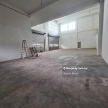 Corner Lot 1.5 Storey Semi-D Factory Warehouse at Puchong For Sale 