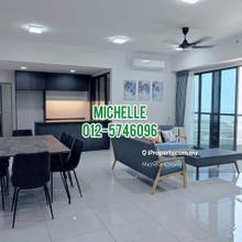 Dual key unit 1313sqft 2carparks, furnished & renovated