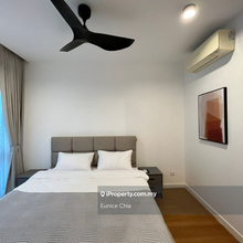 Luxury residence closer to mrt and klcc park , good condition 