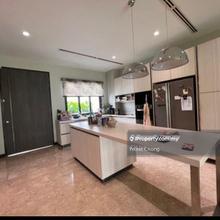 4 storey with lift and roof top pool 