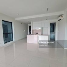 3 Bedrooms Unit For Sale