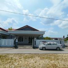Jalan Abdul Rahman rumah berbandung 1 tingkat corner lot