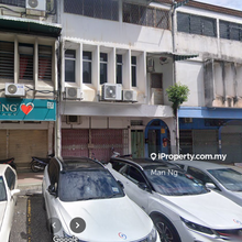3 Storey Shop