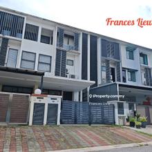 Freehold 3 Sty Superlink House Endlot More parking Space Bukit Jalil