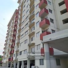 Cosy and well renovated. Beautiful duplex unit