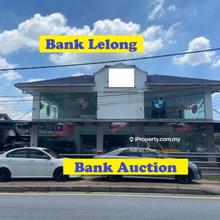 1.5 Sty Bungalow Used As Car Showroom for Auction At Low Price !!