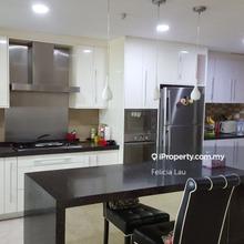 Corner unit with greenary view