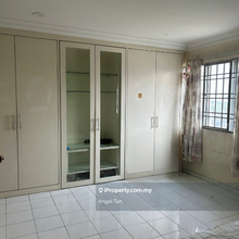 Fully Furnished with 3 Aircond Jalil Damai Apartment Near LRT & Mall