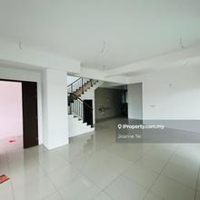 Semi-D house for Rent