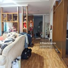 Freehold renovated non Bumi 