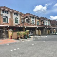 Petra jaya 2-storey Terraced House For Rent