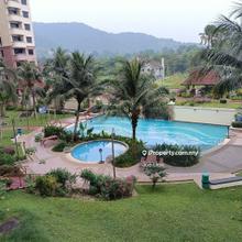 Meru condominium golf vista for rent / sales