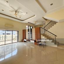 Endlot 3 Storey Superlink House with Newly Painted & Renovated