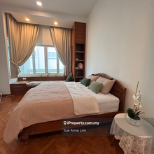 Short Term Straits Quay Service Suites