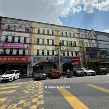 Tampoi indah 4 Storey shop lot with tenanted 