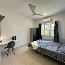 Clean & Comfort Master / Medium / Single room available @ Setia Alam