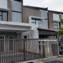 Terrace house for Sale