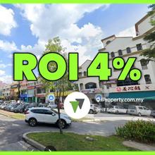 Anchor Tenant Row  - High Visibility - Strong Rental Collection !