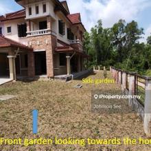 Corner Lot Semi-D with Huge Garden Area