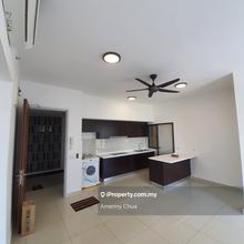 Setia City Residence, Setia Alam Partly Furnished & Corner for Sale