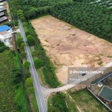 For Sale - Industrial Land @ Pekan Nanas