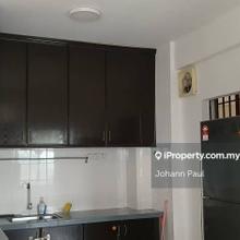 Tanjung Bungah Apartment for Rent near Starbucks and Burger King