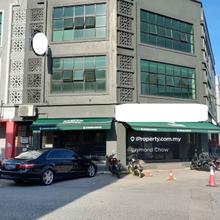3 Storey Corner Shop Office