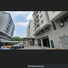 Quiet and tranquil environment and conveniently near major road. 