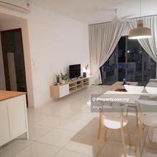 Q1 Queens Residence Bayan Lepas 950 sqft 2 Car Parks