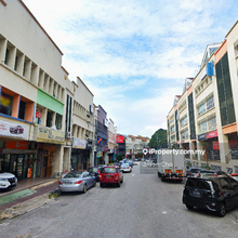Exclusive 3 Storey Shoplot For Sale!