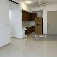 Quinn 3 Rooms Partly Furnished next to LRT