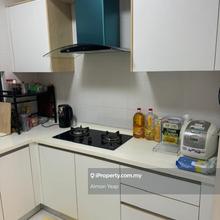 Vacanted now partly furnished kitchen cabinet