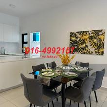 High floor, ID designer unit and move in condition.