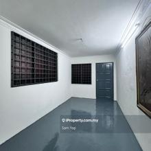 Taman Berkeley Klang 1.5 storey with 5 bedrooms